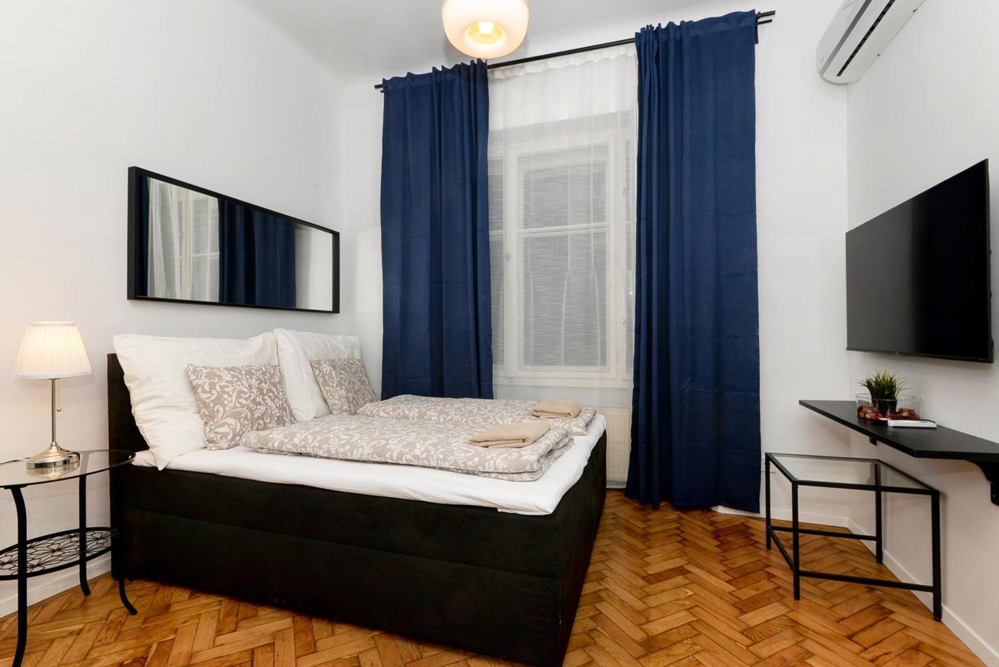 Boutique R611 Appartement *